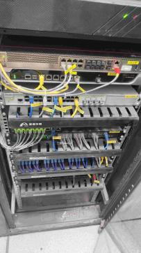 考试场地的布局已经清晰显现