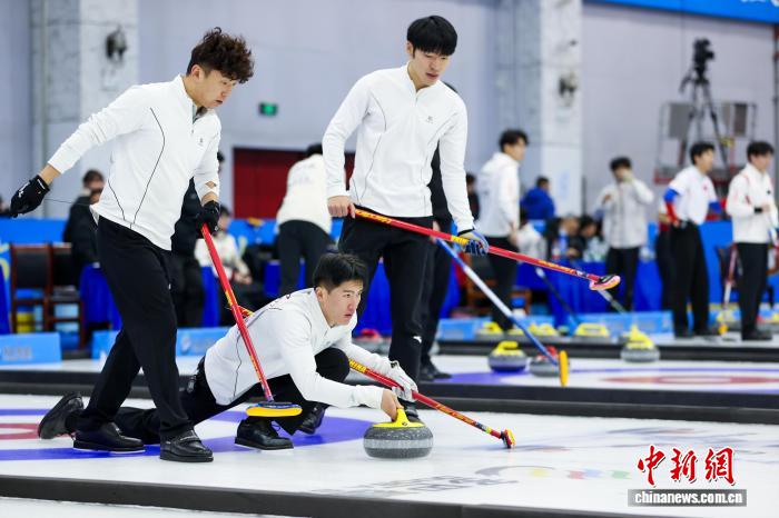 2025-2026赛季中国冰壶联赛总决赛在青海多巴高原