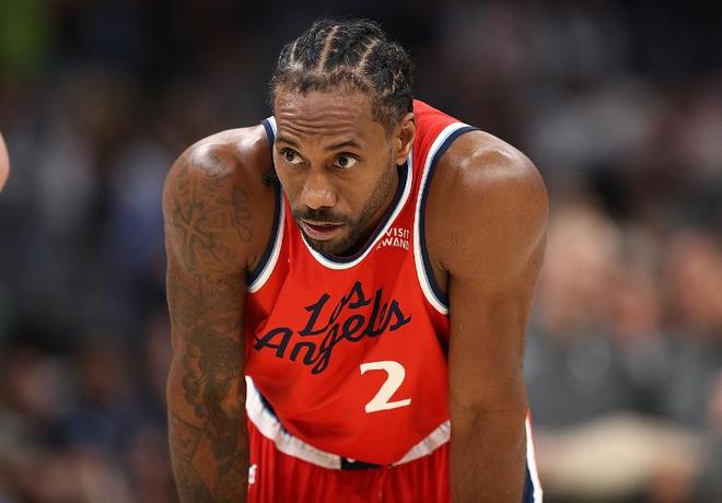 快船客场惨败鹈鹕遭遇三连败 伦纳德高效25分难