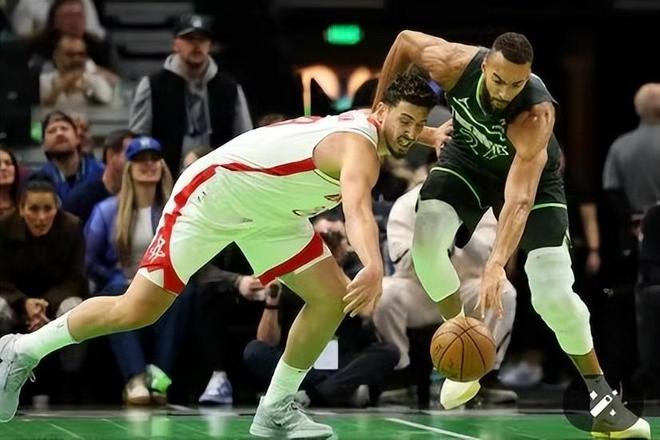 NBA常规赛冲刺阶段：雷霆失利马刺紧追西部榜首