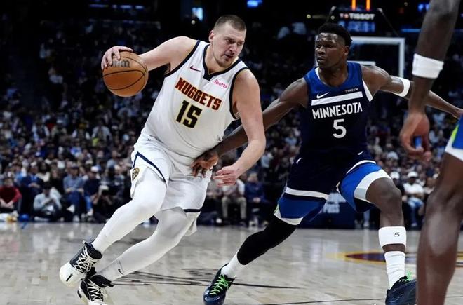 西部前十排名出炉 马刺雷霆争夺第一