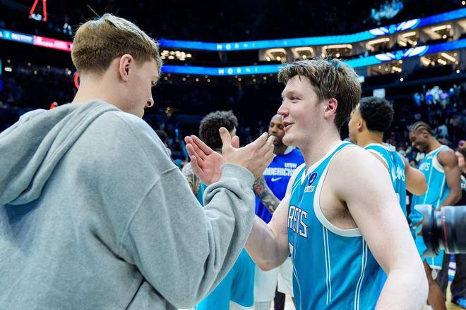 NBA低薪高能球员榜单揭晓：文班亚马领跑，亚历